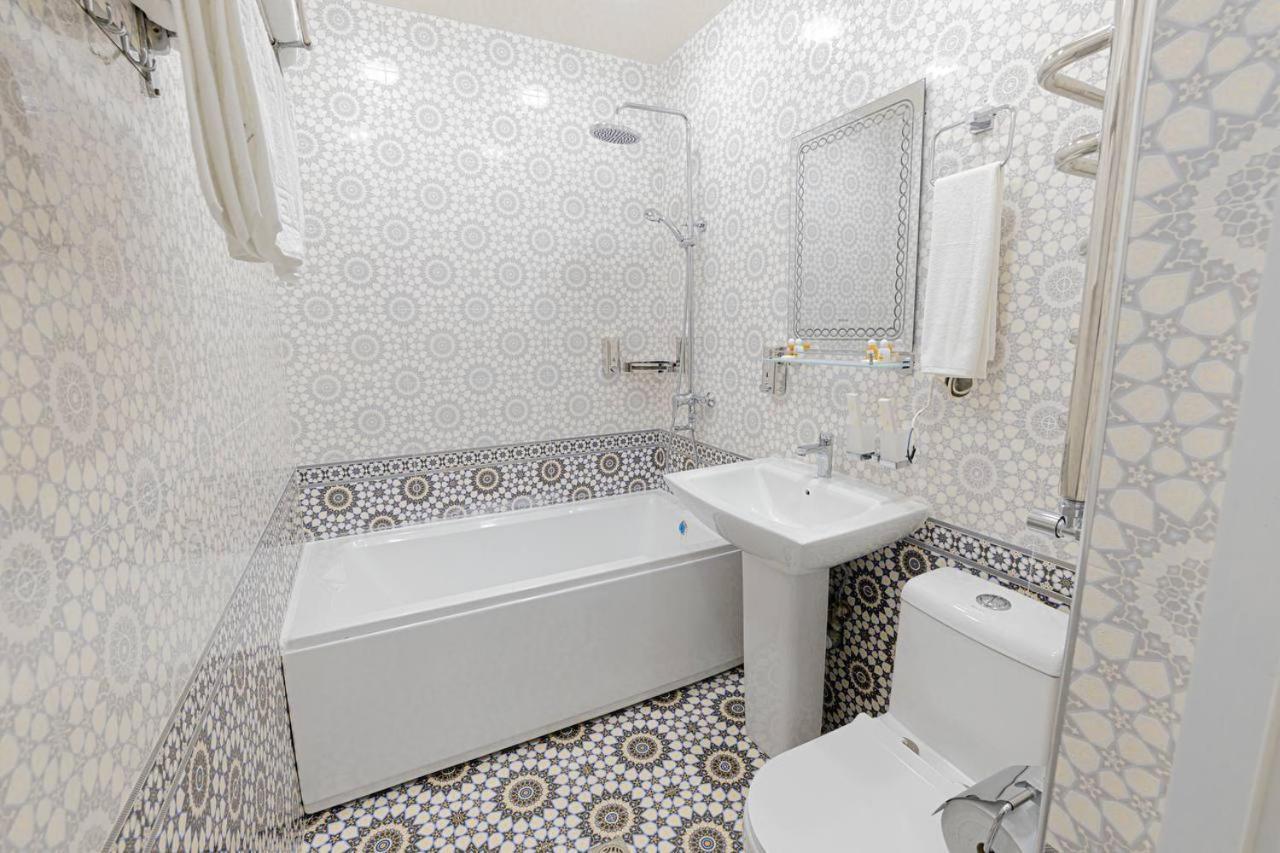 Ko'K Saroy Plaza Hotel Samarkand Exterior photo